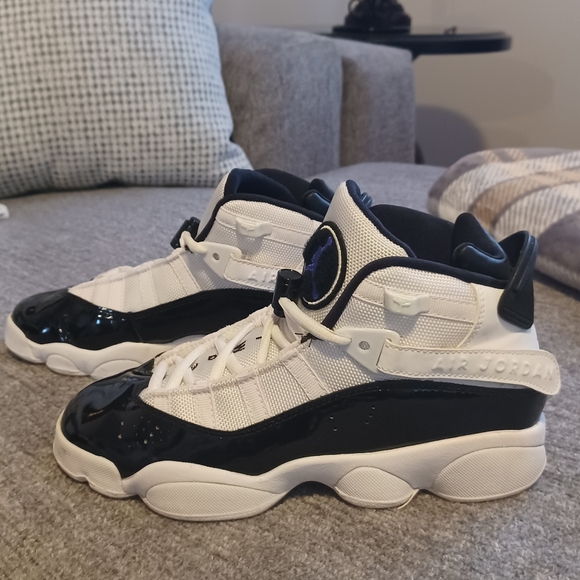 Jordan 6 Rings - Picture 9 of 11